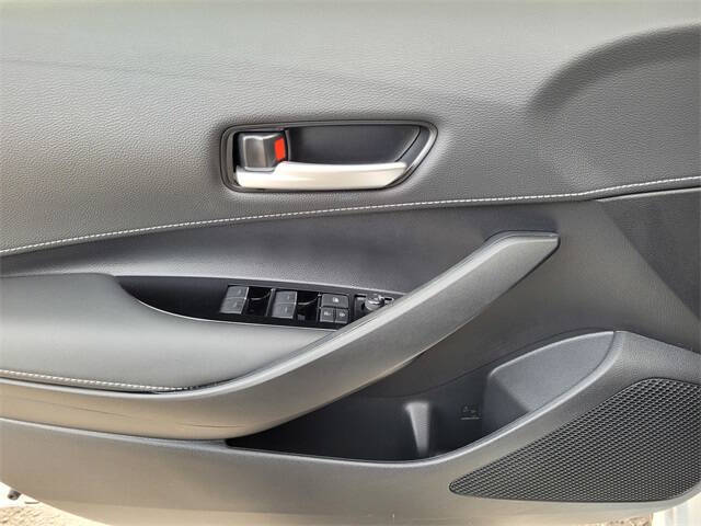 2023 Toyota Corolla Hatchback SE