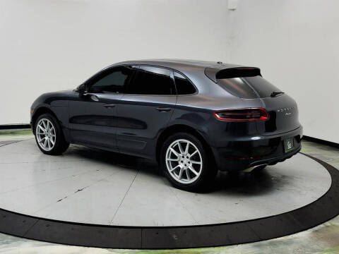 2017 Porsche Macan