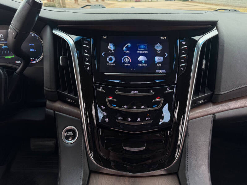2018 Cadillac Escalade ESV Luxury