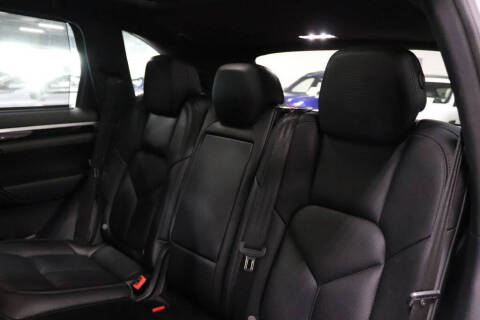 2017 Porsche Cayenne S E-Hybrid Platinum Edition