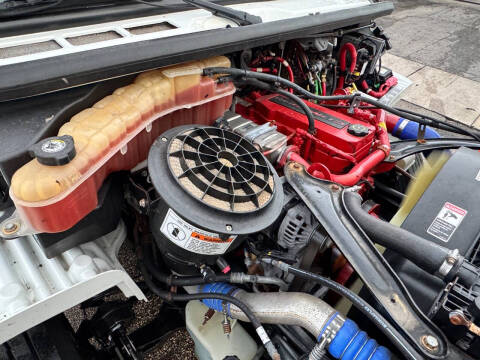 2018 Freightliner M2 106