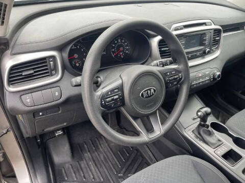 2018 Kia Sorento LX V6