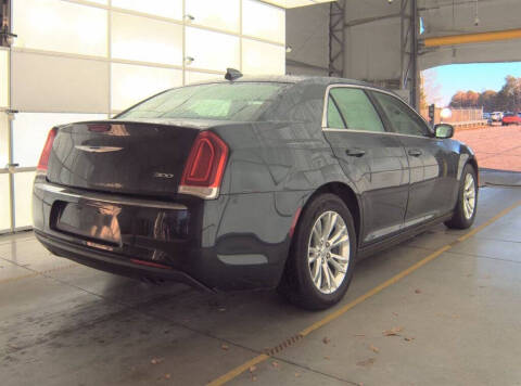 2018 Chrysler 300 Touring