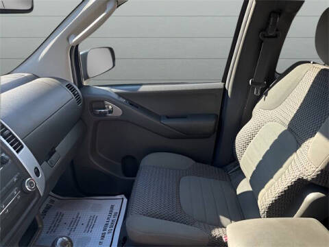 2011 Nissan Frontier SV V6