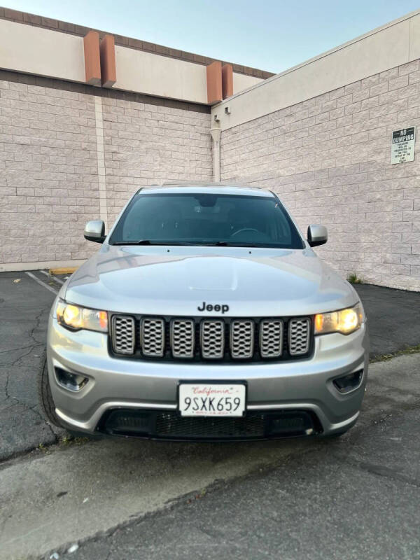 2018 Jeep Grand Cherokee Altitude