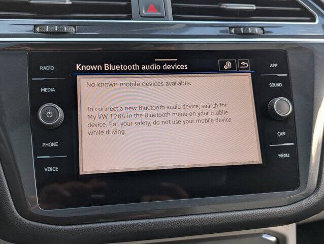 2023 Volkswagen Tiguan SE R-Line Black