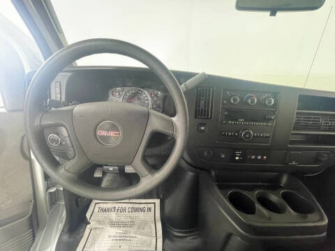 2023 GMC Savana 2500