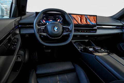 2025 BMW 5 Series 530i xDrive