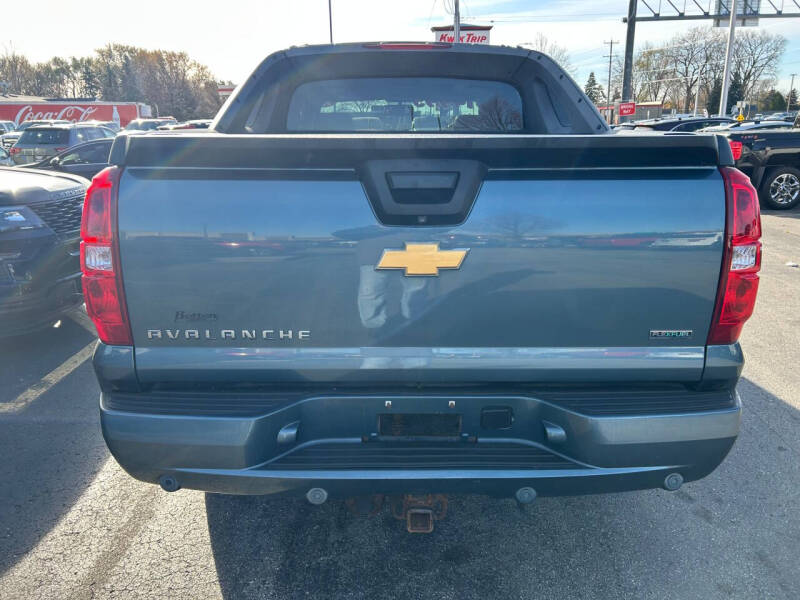 2012 Chevrolet Avalanche LT