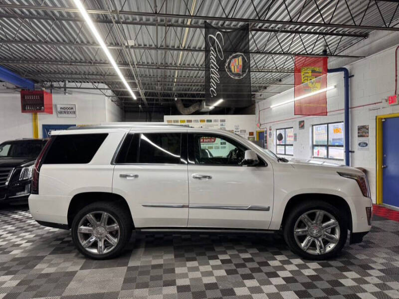 2017 Cadillac Escalade Premium Luxury