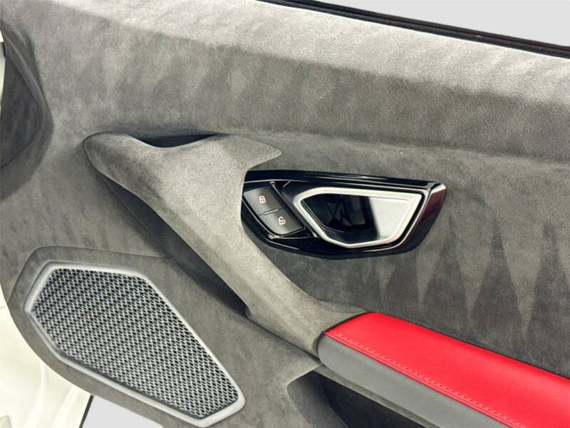 2024 Lamborghini Huracan Tecnica