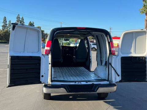 2020 GMC Savana 2500