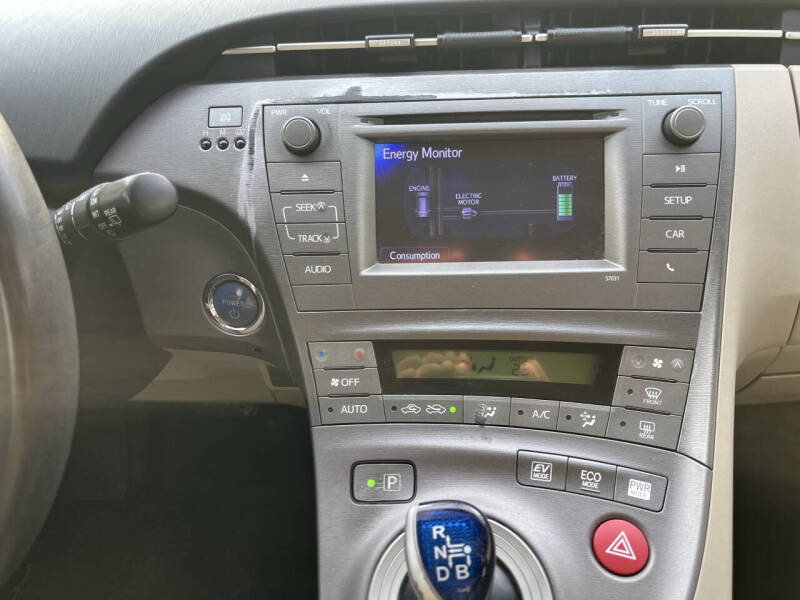 2012 Toyota Prius Two