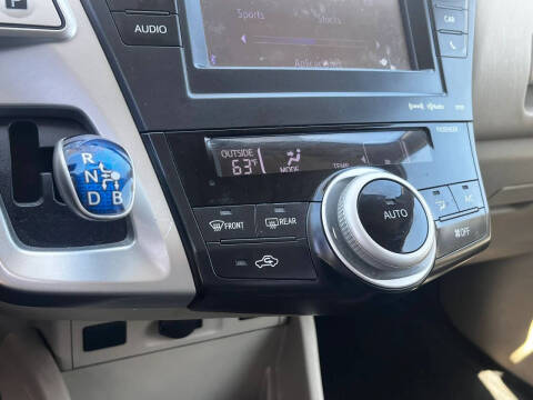 2012 Toyota Prius v Three