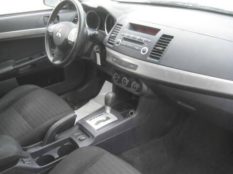 2013 Mitsubishi Lancer SE