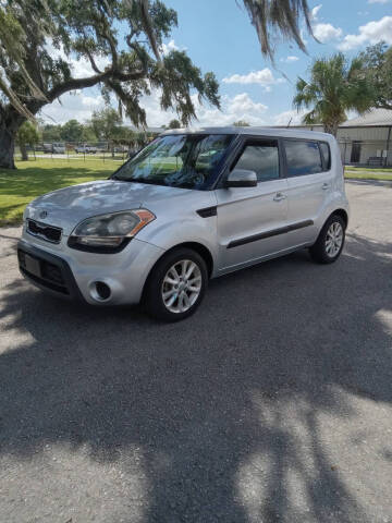 2012 Kia Soul +