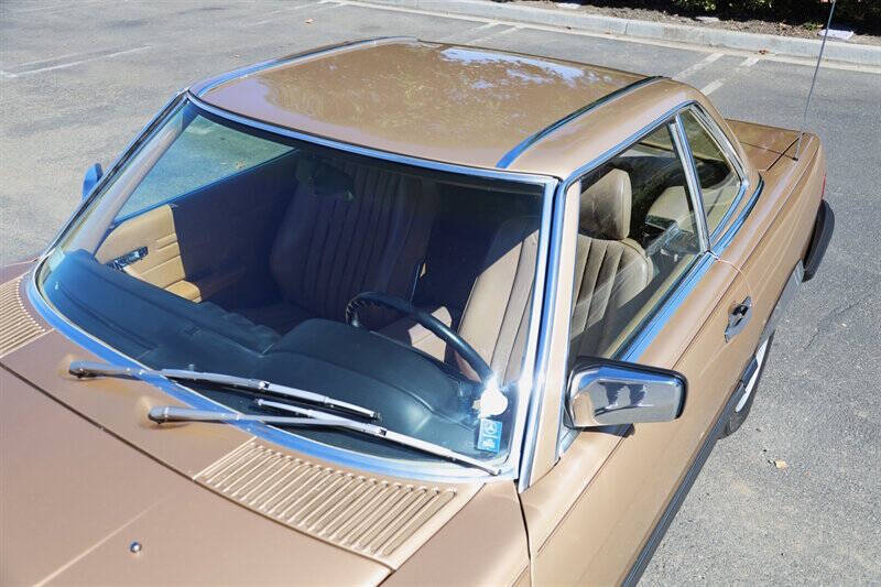 1986 Mercedes-Benz 560-Class 560 SL