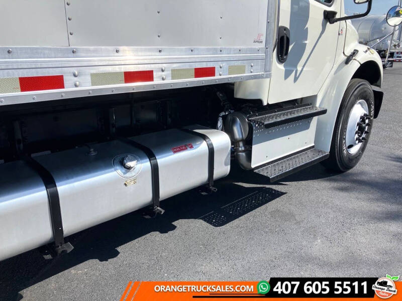 2016 Freightliner M2 106