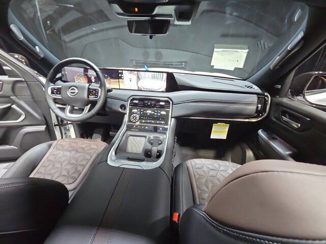 2025 Nissan Armada Platinum