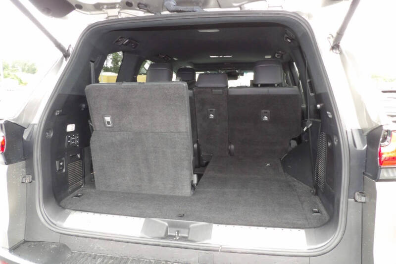 2023 Lexus LX 600 Luxury