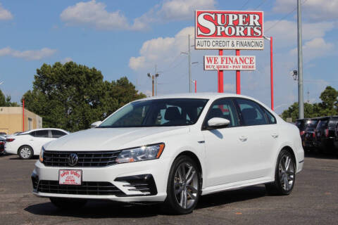 2018 Volkswagen Passat 2.0T R-Line