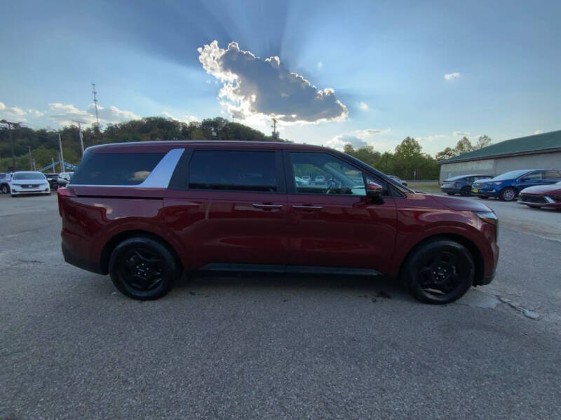 2025 Kia Carnival LXS