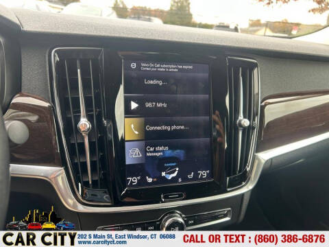 2017 Volvo S90 T6 Momentum