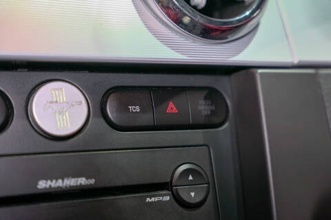 2005 Ford Mustang GT Premium