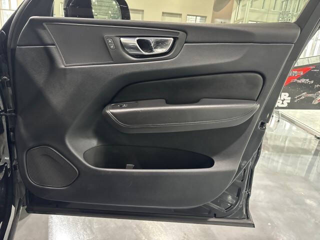 2023 Volvo XC60 B5 Core