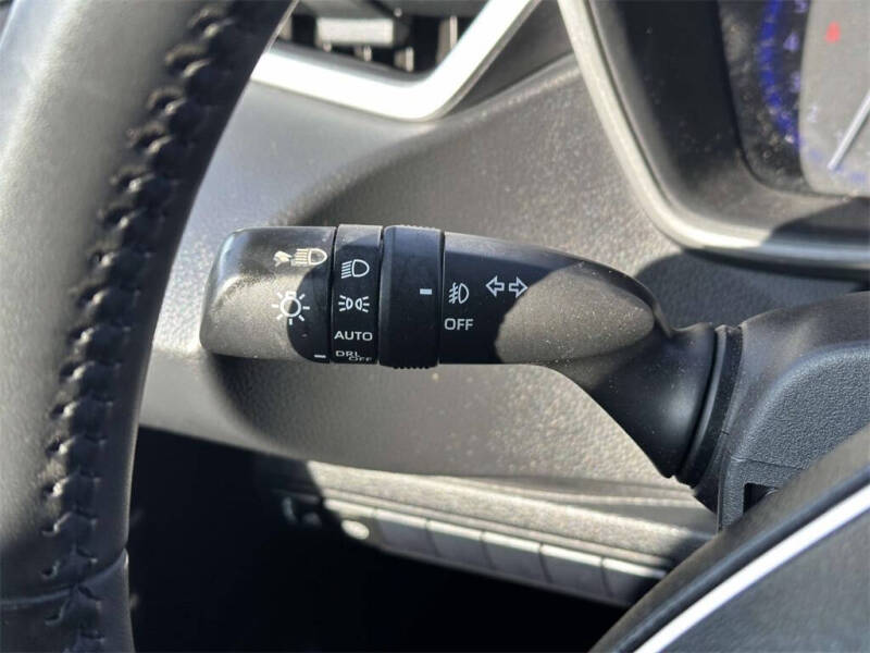 2019 Toyota Corolla Hatchback SE