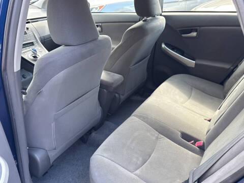 2010 Toyota Prius III