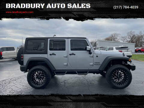 2015 Jeep Wrangler Unlimited for sale at BRADBURY AUTO SALES in Gibson City IL