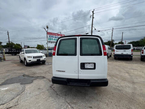 2018 Chevrolet Express 2500