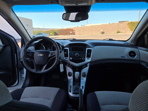 2014 Chevrolet Cruze LS Auto