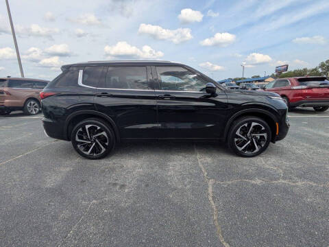 2022 Mitsubishi Outlander SEL