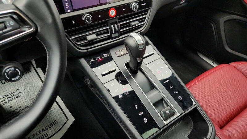 2023 Porsche Macan S