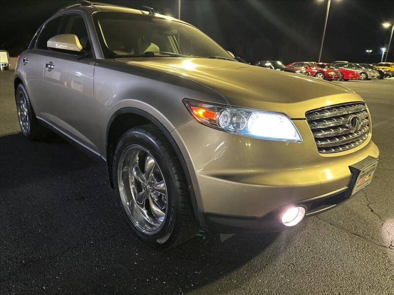 2005 Infiniti FX35