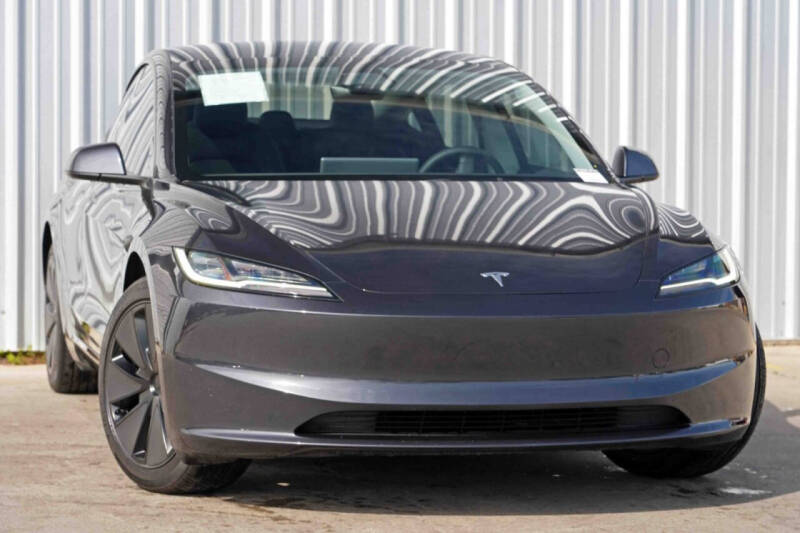 2025 Tesla Model 3 Long Range