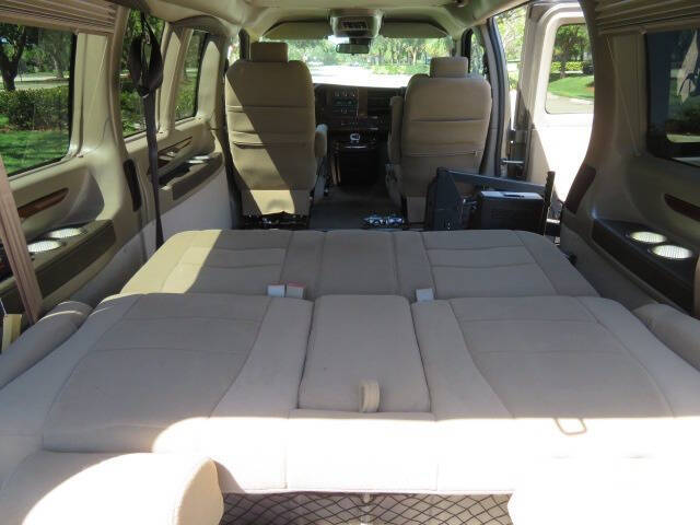 2021 GMC Savana LS 2500