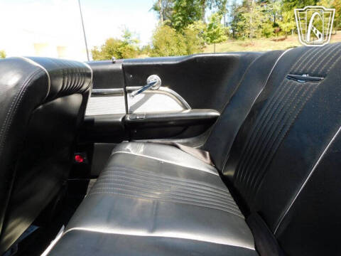 1963 Ford Thunderbird