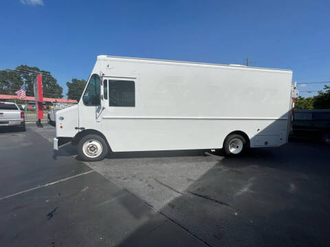 2017 Freightliner MT45 Chassis