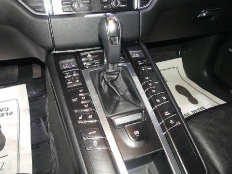 2016 Porsche Macan S
