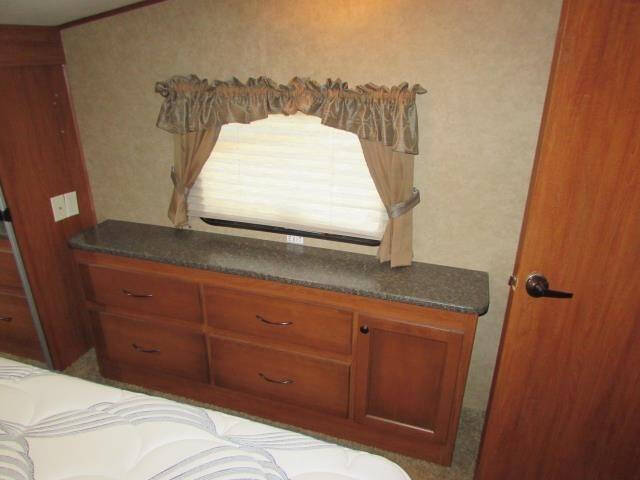 2012 Heartland GREYSTONE