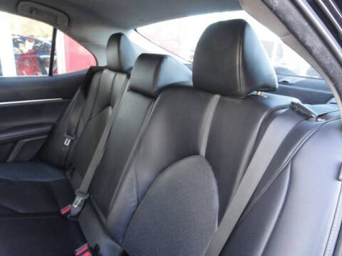 2022 Toyota Camry Hybrid XLE