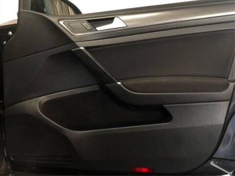 2017 Volkswagen e-Golf SE