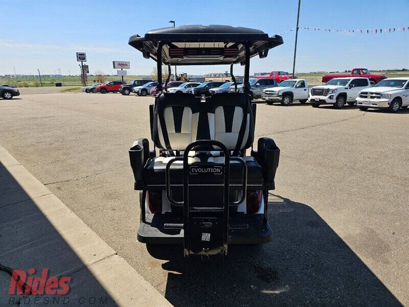 2025 Evolution D5 Ranger