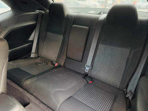 2017 Dodge Challenger SXT