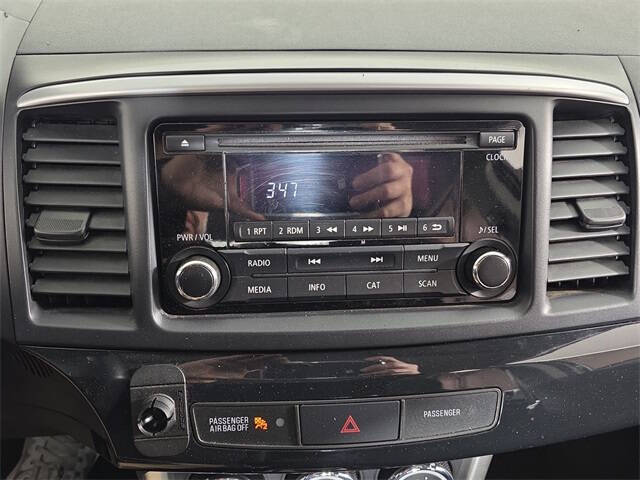 2016 Mitsubishi Lancer ES