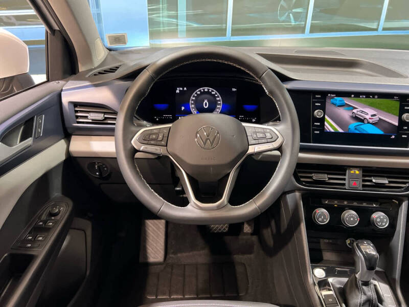 2023 Volkswagen Taos SE 4Motion