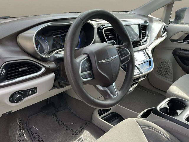2017 Chrysler Pacifica Touring